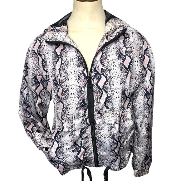 Me Jane Cropped Hooded Windbreaker Bomber Jacket Pink Black Snake Print Sz Small - Picture 1 of 12